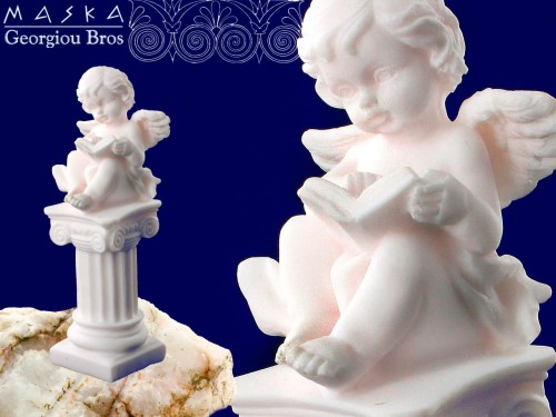 Aniołek czytający książkę -alabaster grecki