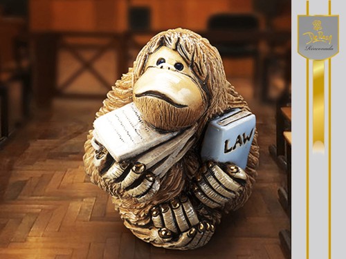 De Rosa Rinconada, figurka Orangutan-Prawnik