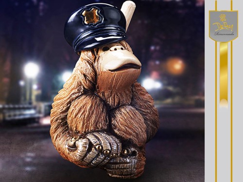 De Rosa Rinconada, figurka Orangutan-Policjant